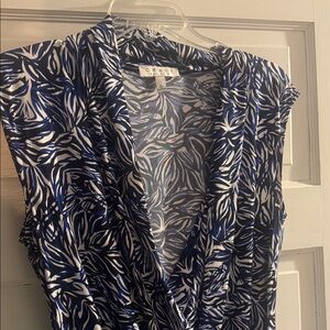 Chaus Navy and White Leaf Print Blouse